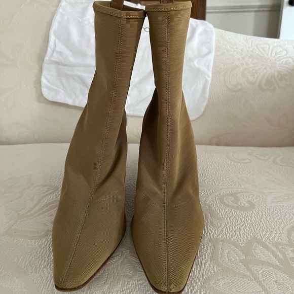 Sergio Rossi vintage fabulous tan sock boot with leather trim on the backside. - Picture 12 of 12